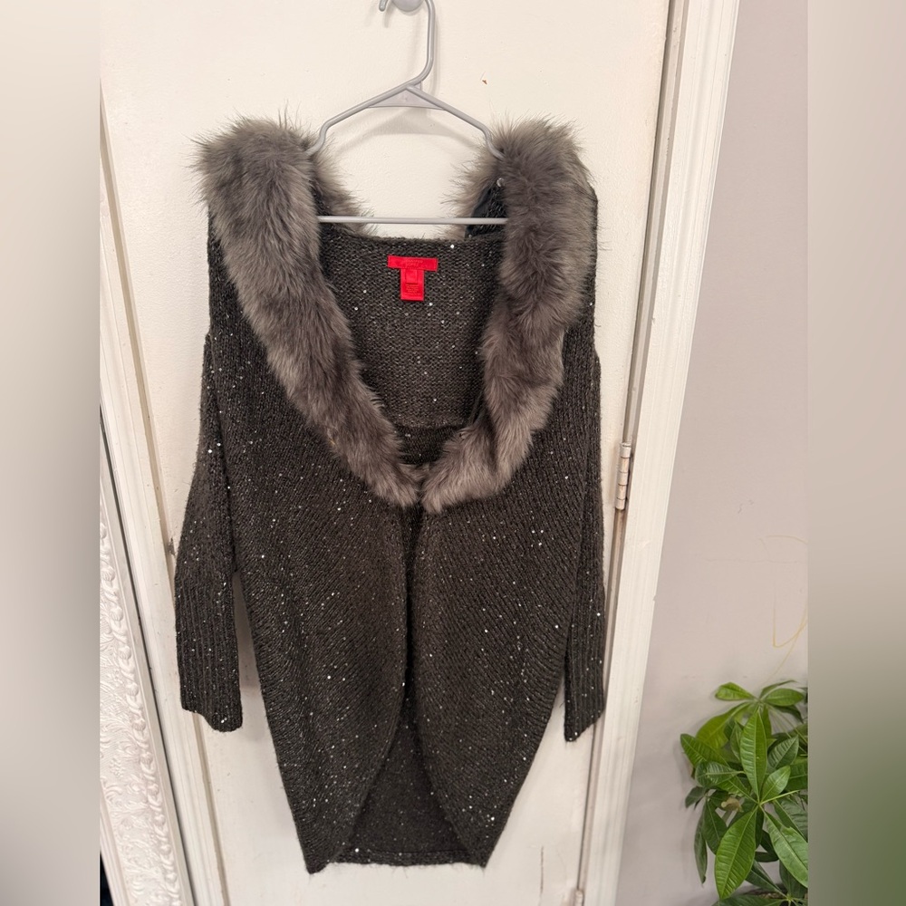 Jennifer Lopez Gray Sequin Knit Cardigan with Faux Fur Trim